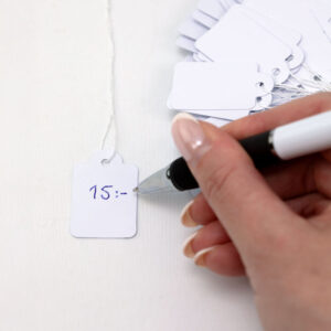 Preisschilder mit Schnur