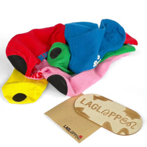 Der Socken-Flicken – Löcher in Socken im Handumdrehen reparieren